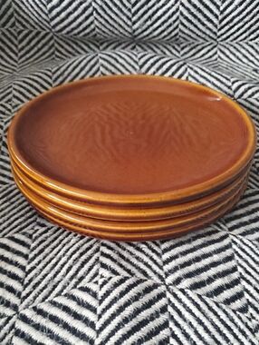 VTG Pfaltzgraff Amber Glazed Ceramic Plates – Set of 4
